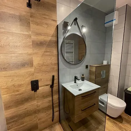 Komfortowy Nadbrzezna Blisko Warszawy Z Parkingiem *