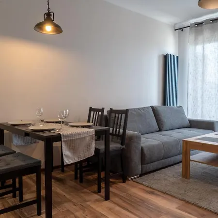 Lägenhet Komfortowy Nadbrzezna Blisko Warszawy Z Parkingiem Ozarow Mazowiecki