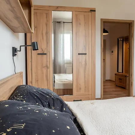 Komfortowy Nadbrzezna Blisko Warszawy Z Parkingiem Apartment Ozarow Mazowiecki