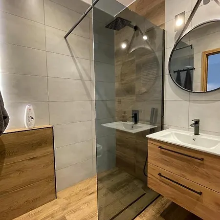 Komfortowy Nadbrzezna Blisko Warszawy Z Parkingiem