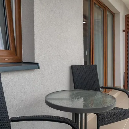 Komfortowy Nadbrzezna Blisko Warszawy Z Parkingiem *