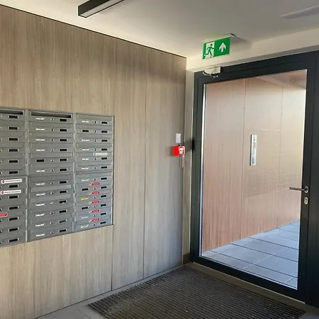 Komfortowy Nadbrzezna Blisko Warszawy Z Parkingiem Apartment *