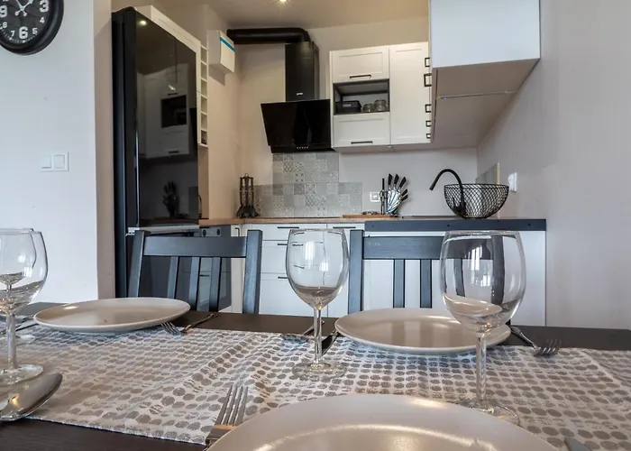 Komfortowy Nadbrzezna Blisko Warszawy Z Parkingiem *