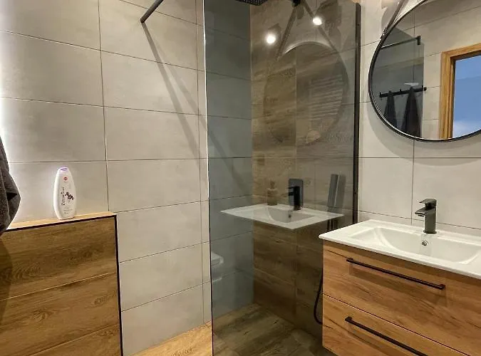 Komfortowy Nadbrzezna Blisko Warszawy Z Parkingiem